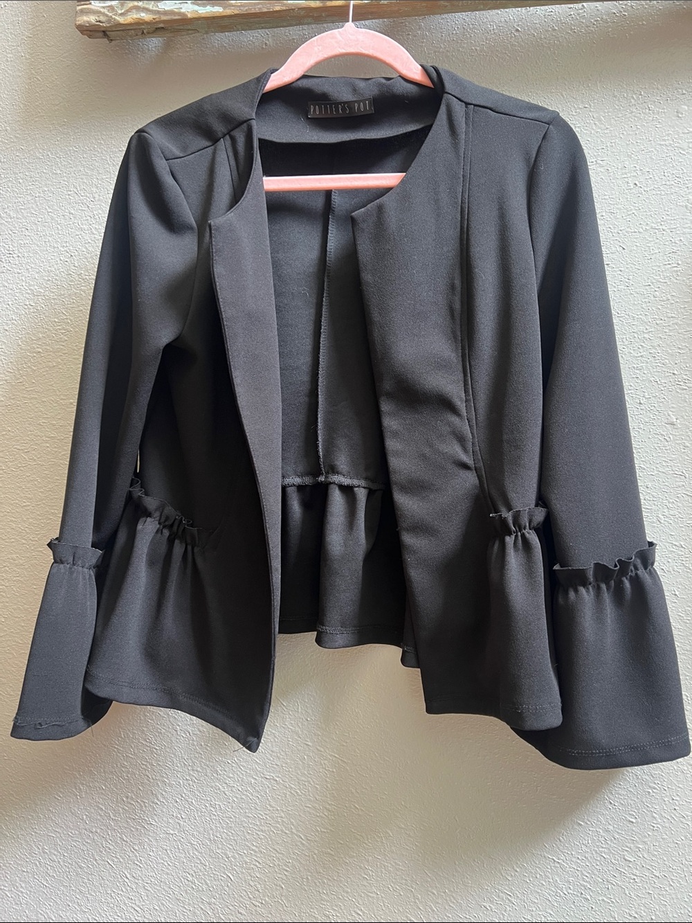 Potter's Pot Black Ruffle-Sleeve Open-Front Blazer Jacket